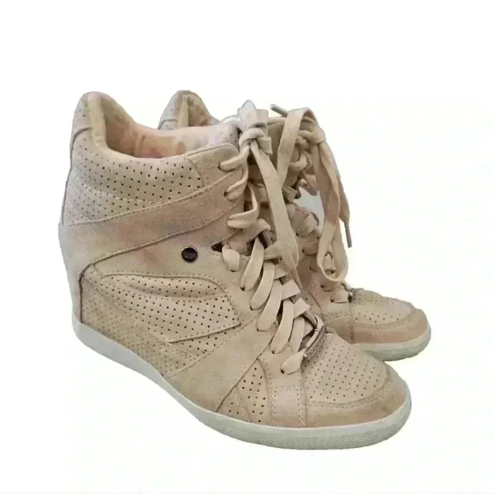 Coach Women's Pale Pink Alexis Suede Hidden Wedge Sneaker  9